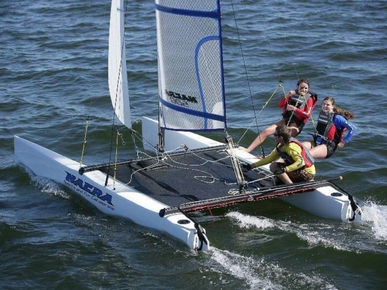 Yacht hire Carnac cheap 500 FUN