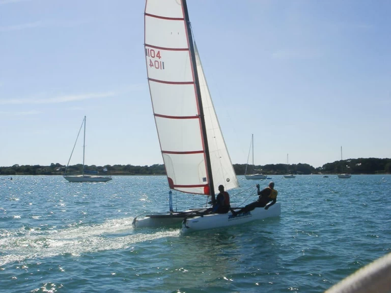 Catamaran to hire Carnac at the best price