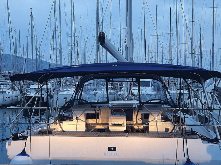 Sailboat hire in Alimos Marina - Bavaria Bavaria C45