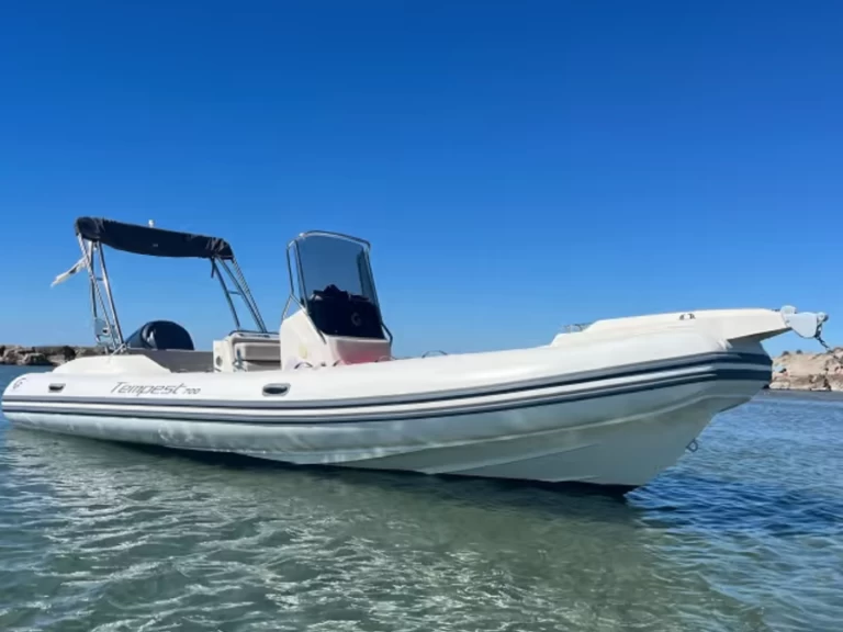Capelli Tempest 700 luxe  charter bareboat or skippered in  Lège-Cap-Ferret