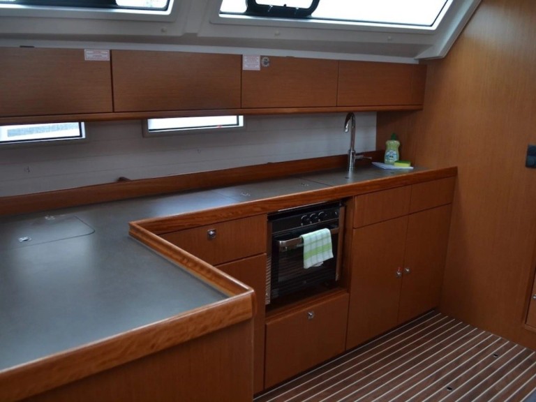 Yacht charter Seget Donji - Bavaria Cruiser 46 on SamBoat