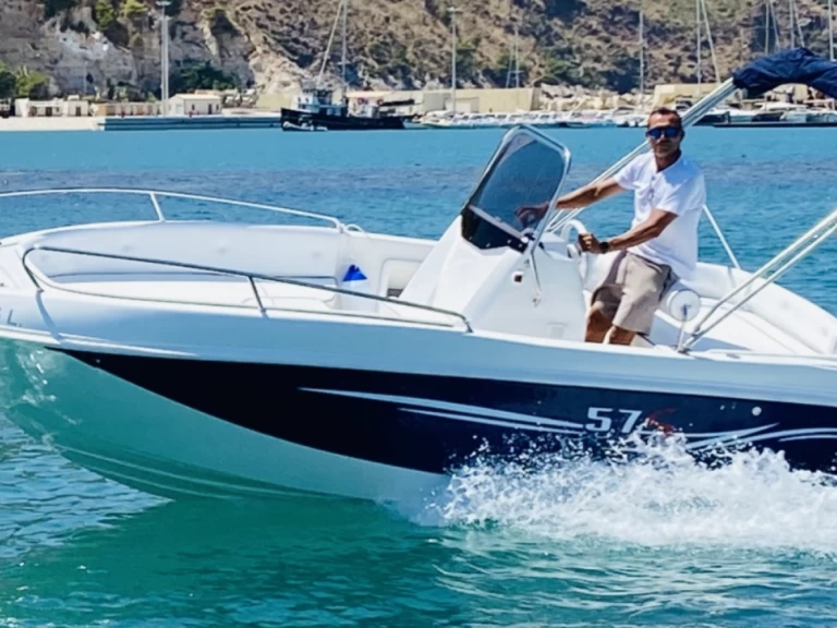 Hire a Trimarchi 57S Castellammare del Golfo