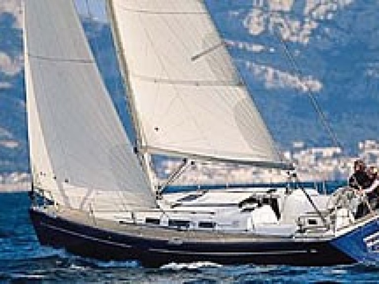 Charter a Dufour Dufour 40 in Hamble-le-Rice on Samboat