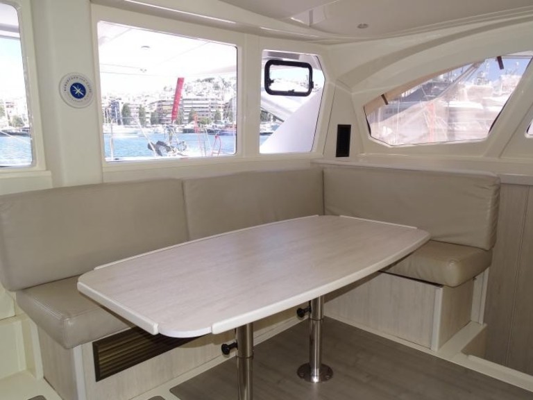 Hire Catamaran with or without skipper Robertson and Caine Palma de Mallorca