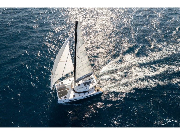 Hire Catamaran Nautitech with a boat licence