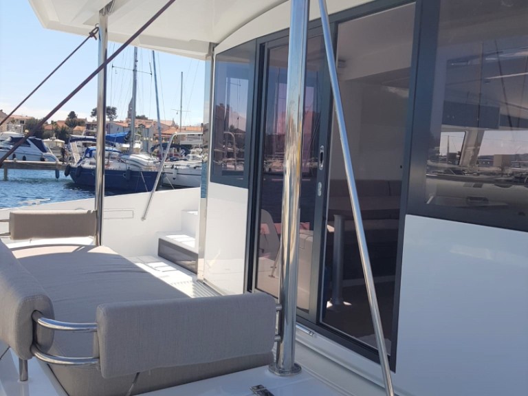 Hire a Bali Bali 4.2 Biograd na Moru