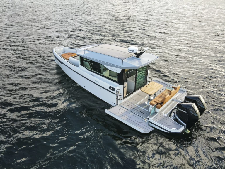 Hire Motorboat with or without skipper Saxdor Gouvia
