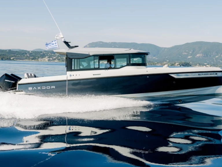 Hire Motorboat Saxdor with a boat licence