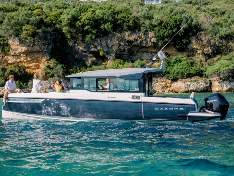 Motorboat to hire Gouvia at the best price