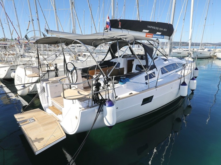 Hire Sailboat with or without skipper Elan Biograd na Moru