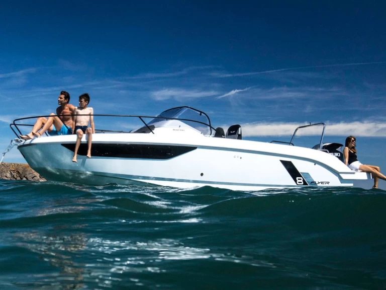 Charter a Bénéteau Flyer 8 SUNdeck in Port de Cambrils on Samboat