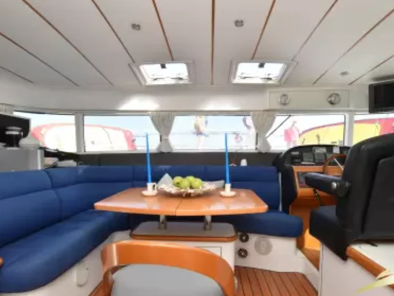 Hire a Lagoon Lagoon 43 Power Torrevieja