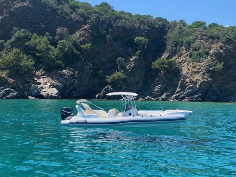 RIB hire in Cavalaire-sur-Mer - MARLIN MARINE MARLIN 24