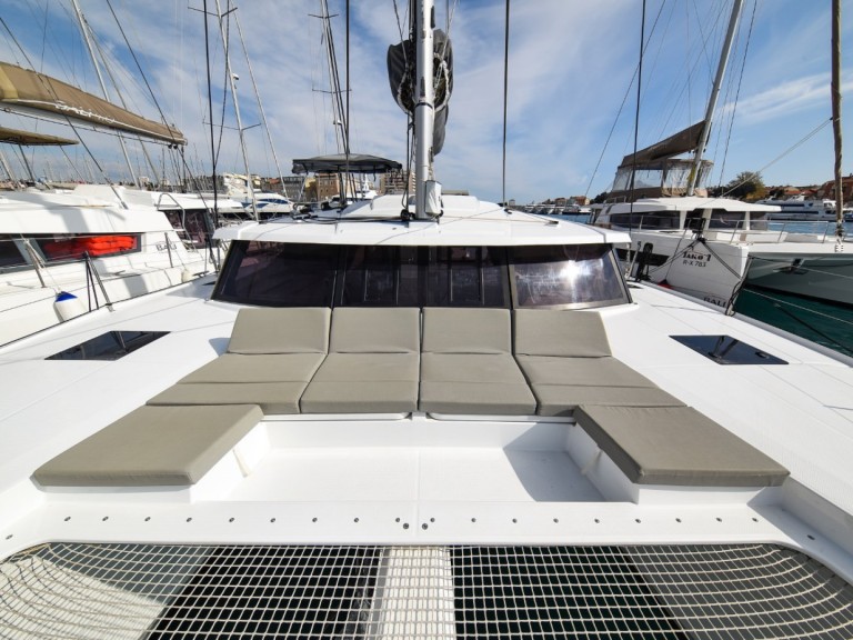 Hire Catamaran with or without skipper Fountaine Pajot Zadar