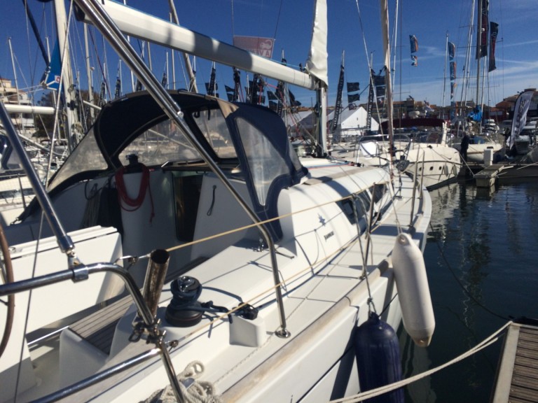 Yacht hire Bormes-les-Mimosas cheap Sun Odyssey 36i