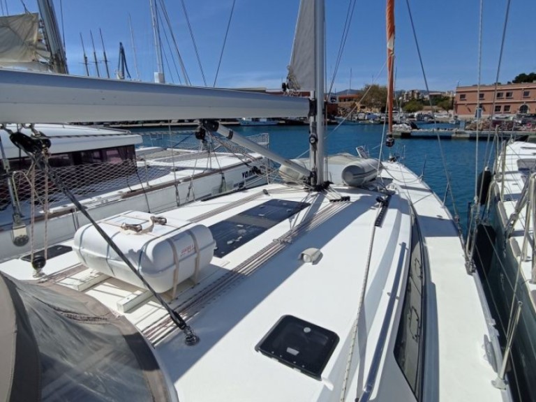 Sailboat to hire Palma de Mallorca at the best price