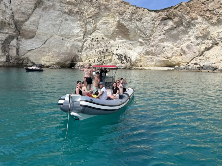 Hire RIB Lomac with a boat licence