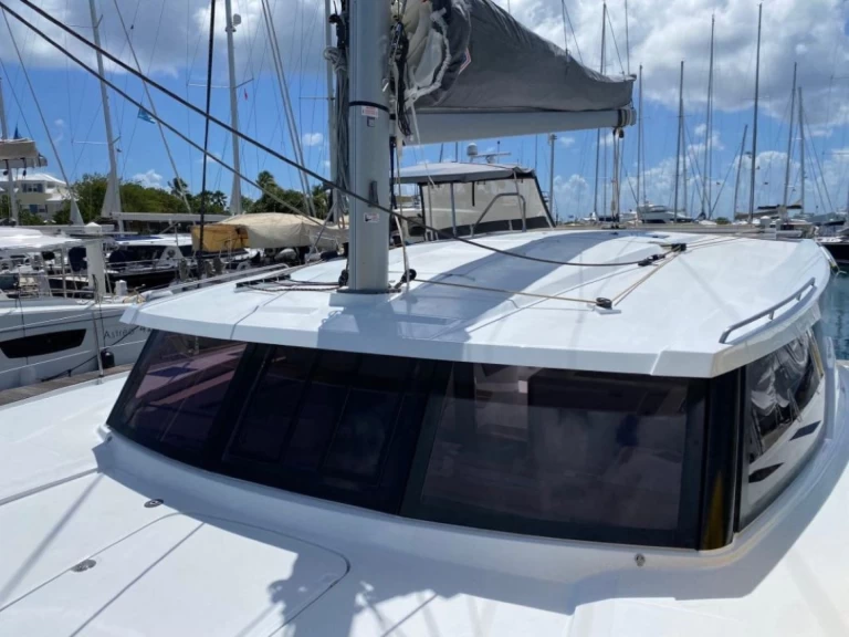 Hire a Fountaine Pajot Isla 40 Road Town