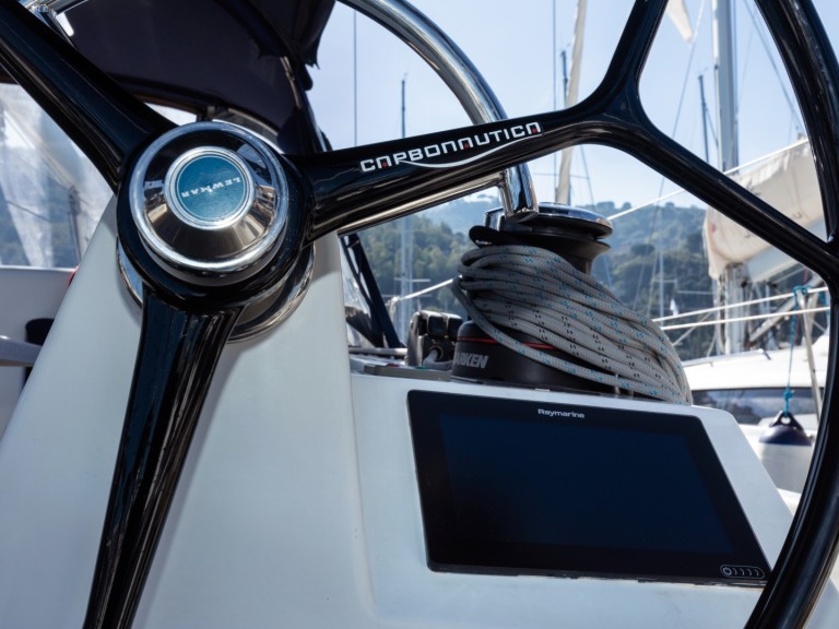 Sailboat to hire Olbia at the best price