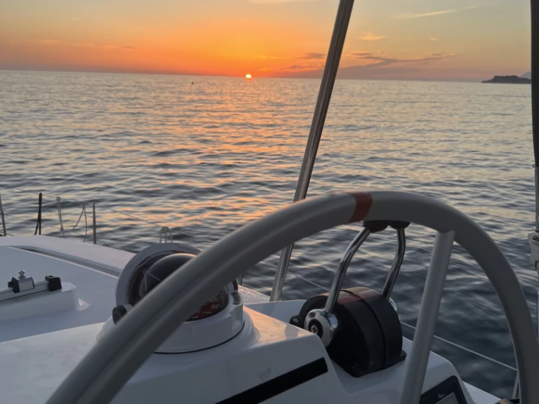 Yacht charter Marseille - Bali Bali 4.2 on SamBoat