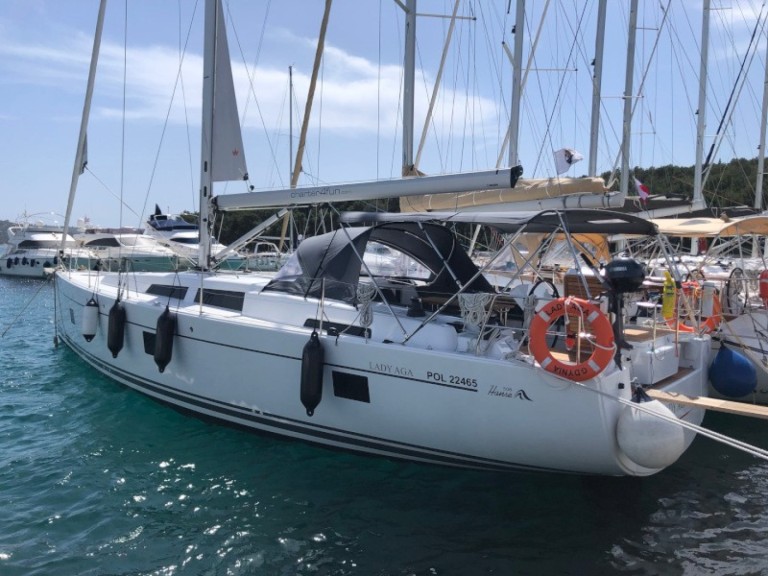Hire Sailboat Hanse with a boat licence