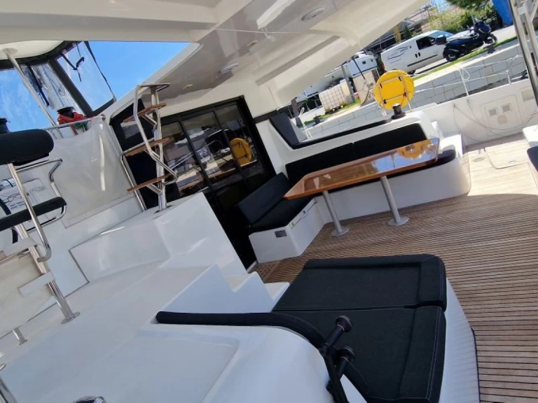 Charter a Lagoon Lagoon 42 in Trogir on Samboat