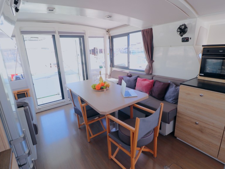 Catamaran to hire Kaštela at the best price