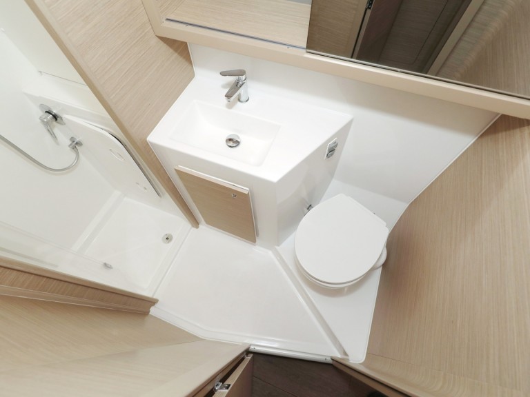 Catamaran to hire Sukošan at the best price