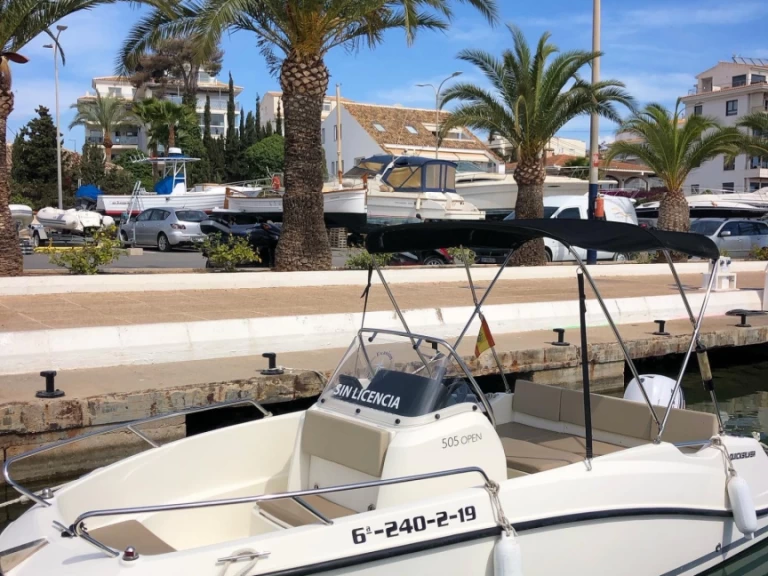 Yacht charter Altea - Quicksilver open 505 on SamBoat