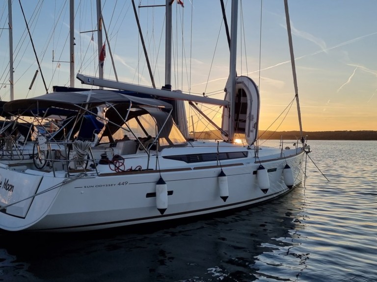 Sailboat hire in Pula - Jeanneau Sun Odyssey 449