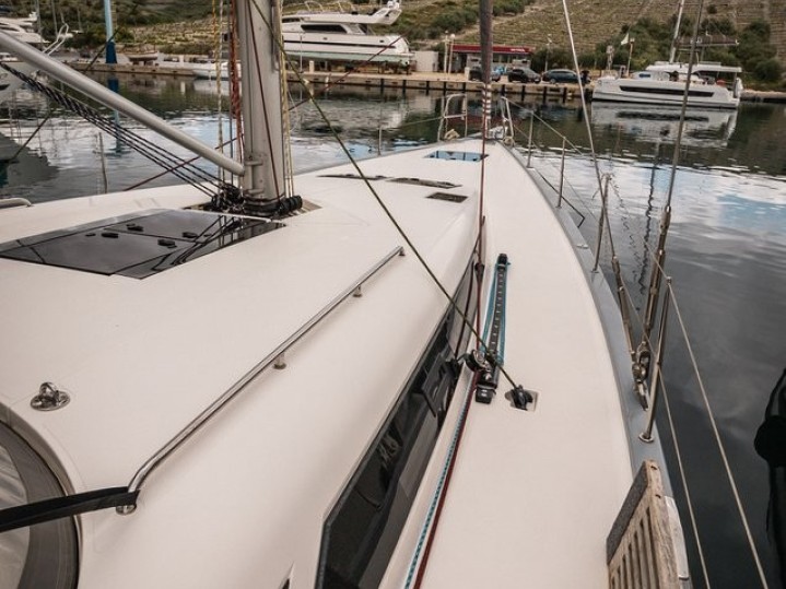 Yacht hire Primošten cheap More 55