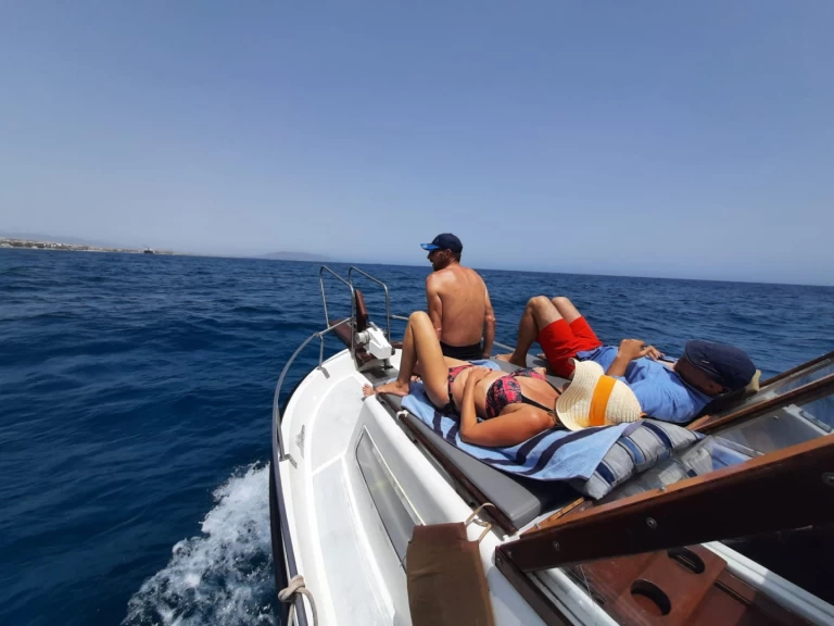 Hire a Menorquin-Yachts Menorquina 500 Garrucha