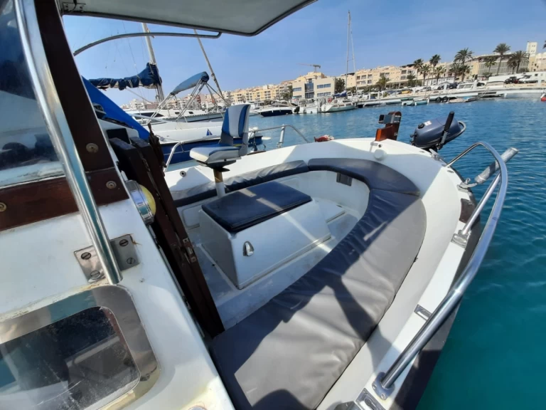 Motorboat hire in Garrucha - Menorquin-Yachts Menorquina 500