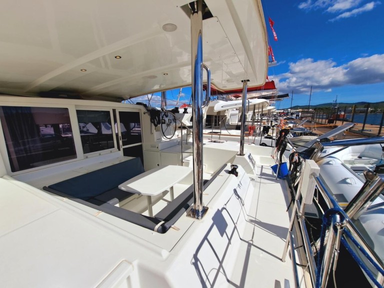 Catamaran to hire Sant Antoni de Portmany at the best price