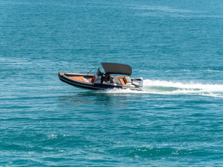 Hire a Tiger 740 Pro Line Trogir