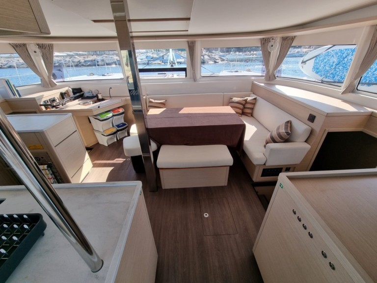 Catamaran to hire Genova at the best price