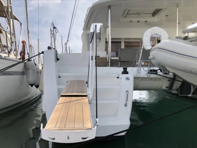 Hire Catamaran with or without skipper Lagoon Alimos