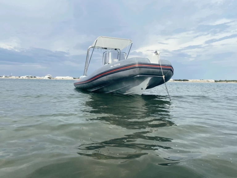 RIB to hire Port-Camargue at the best price