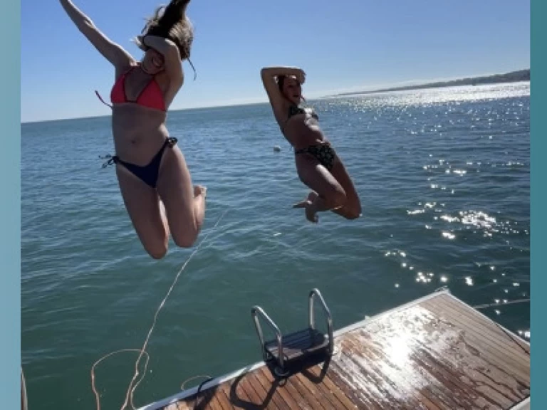 Sailboat to hire Lisbon at the best price