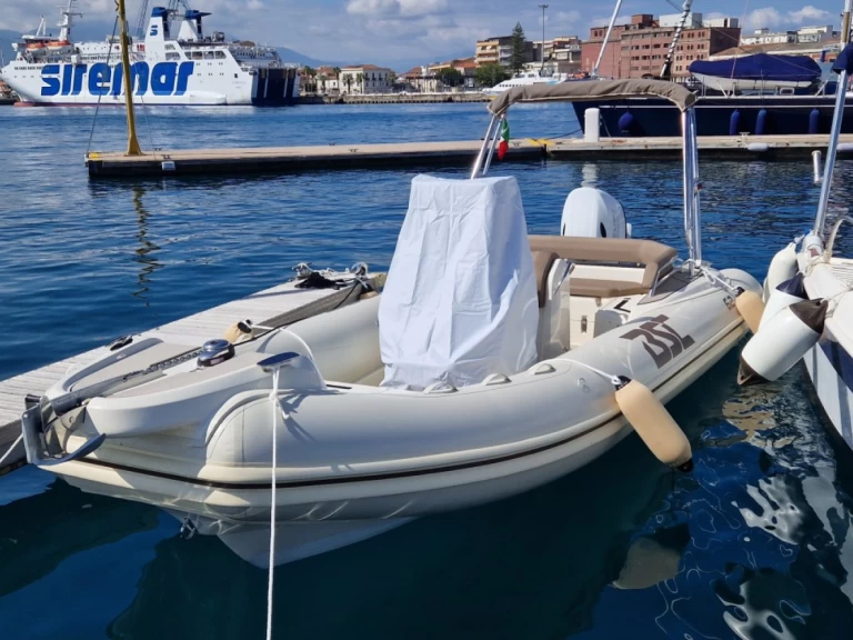 Charter a Bsc BSC 62 in Milazzo on Samboat