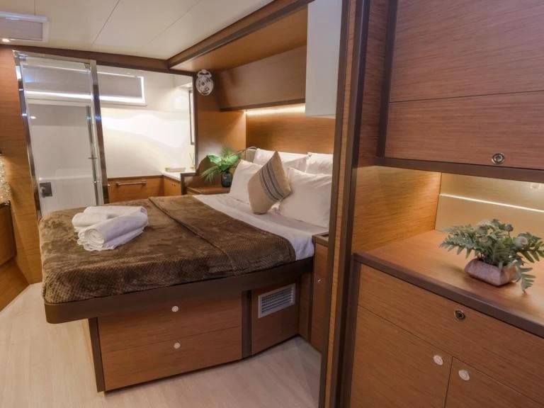 Hire Catamaran with or without skipper Lagoon Fethiye