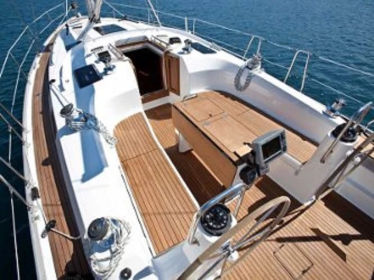 Hire a Bavaria Cruiser 40 Flensburg