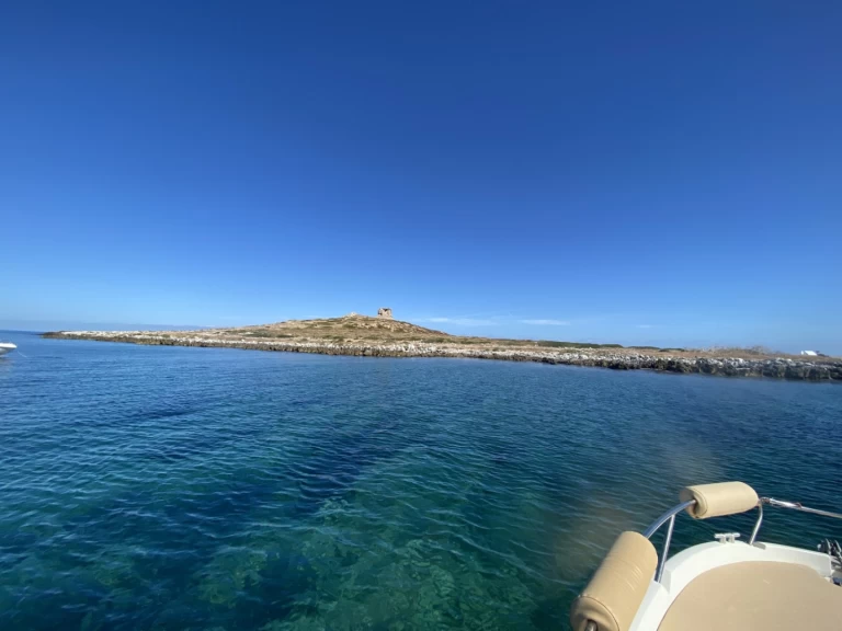 Motorboat to hire Palermo at the best price
