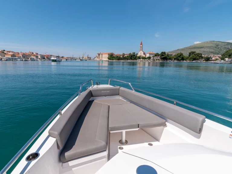 Yacht charter Trogir - Axopar Axopar 28 T-Top on SamBoat