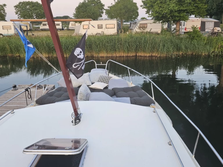 Yacht hire Gemeente Zeewolde cheap R 40