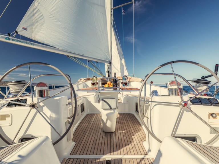 Sailboat to hire Perigiali at the best price