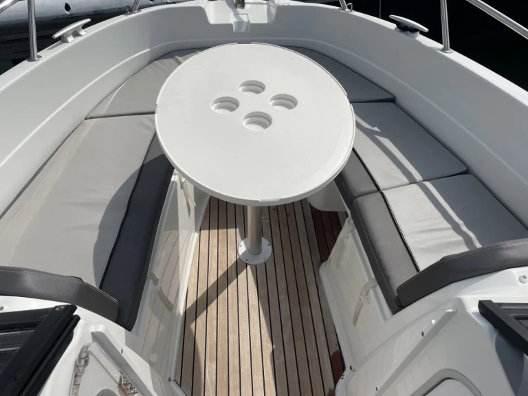 Hire a Jeanneau Cap Camarat 6.5 BR Serie 2 Grand Piquey