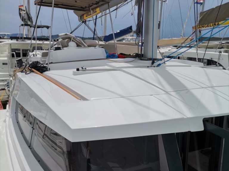 Catamaran hire in Šibenik - Bali Bali 4.2