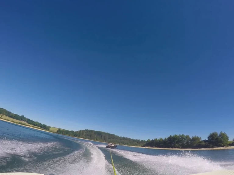 Hire a Bayliner Bayliner 175 GT Salles-Curan