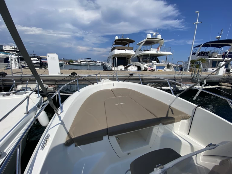 Motorboat to hire Marseille at the best price